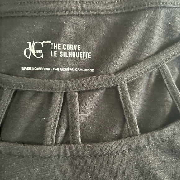 NWT Black cotton top with 3/4 sleeves - Picture 2 of 4